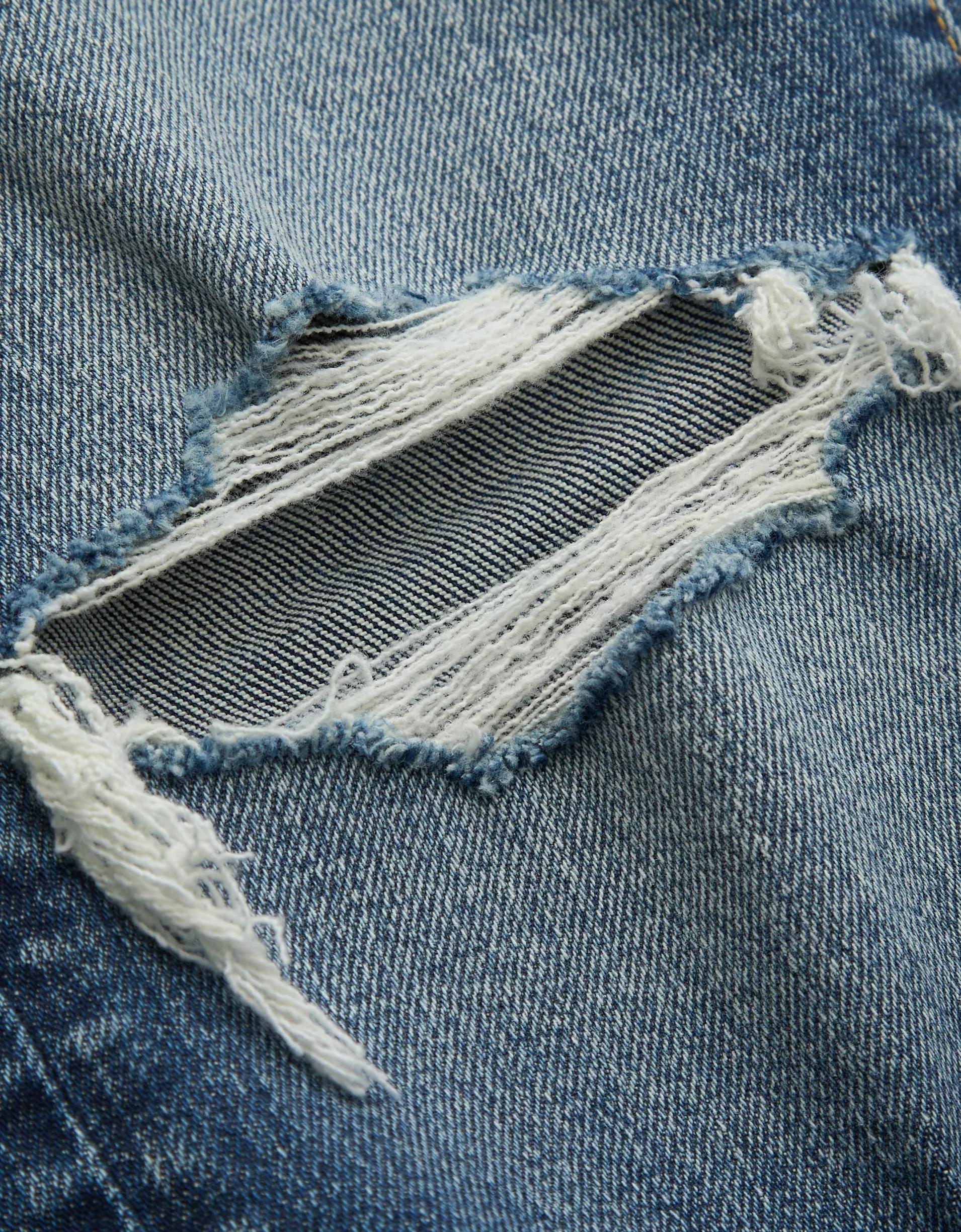 AE77 Premium Straight Crop Jean Product Image