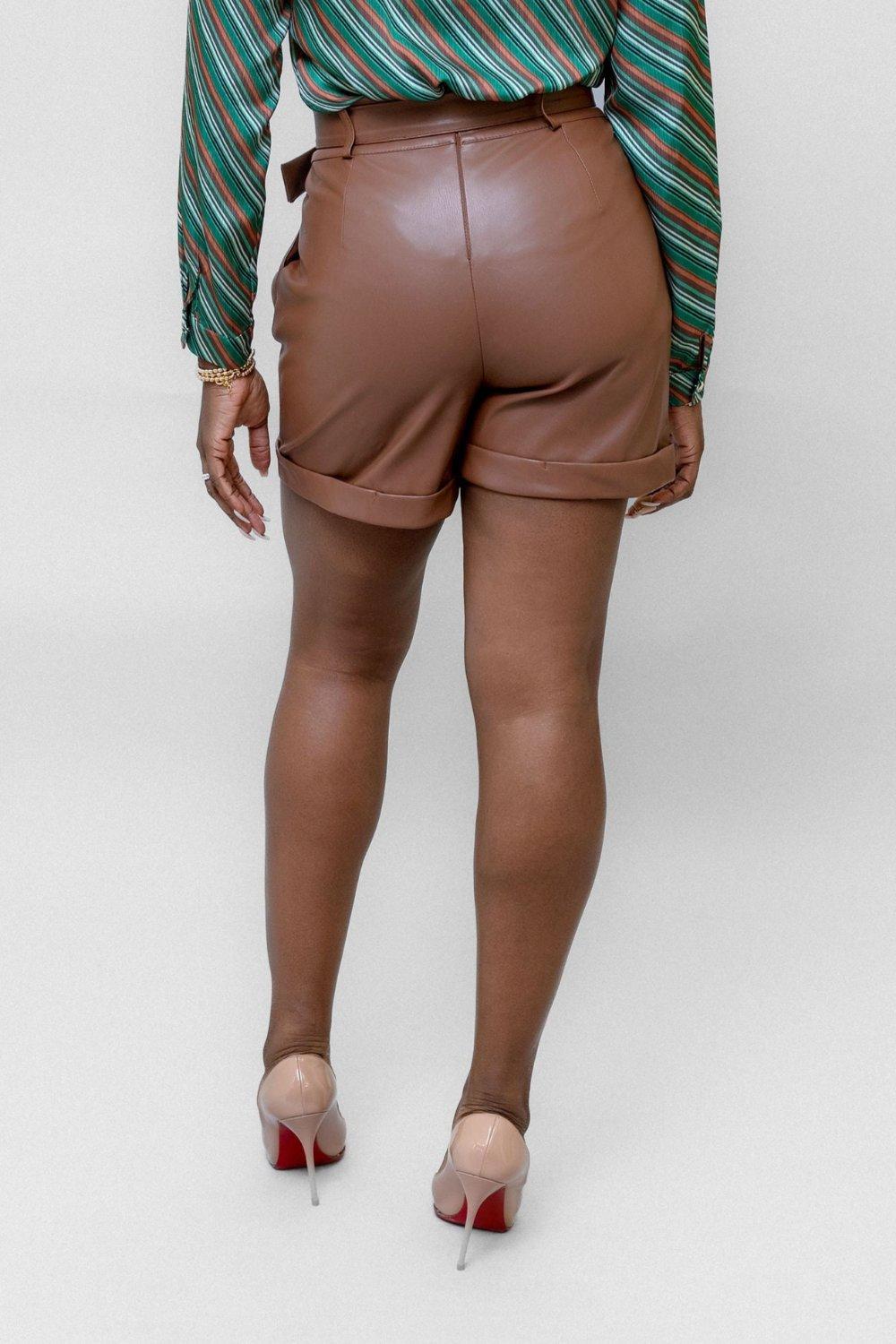 Zanes shorts Product Image