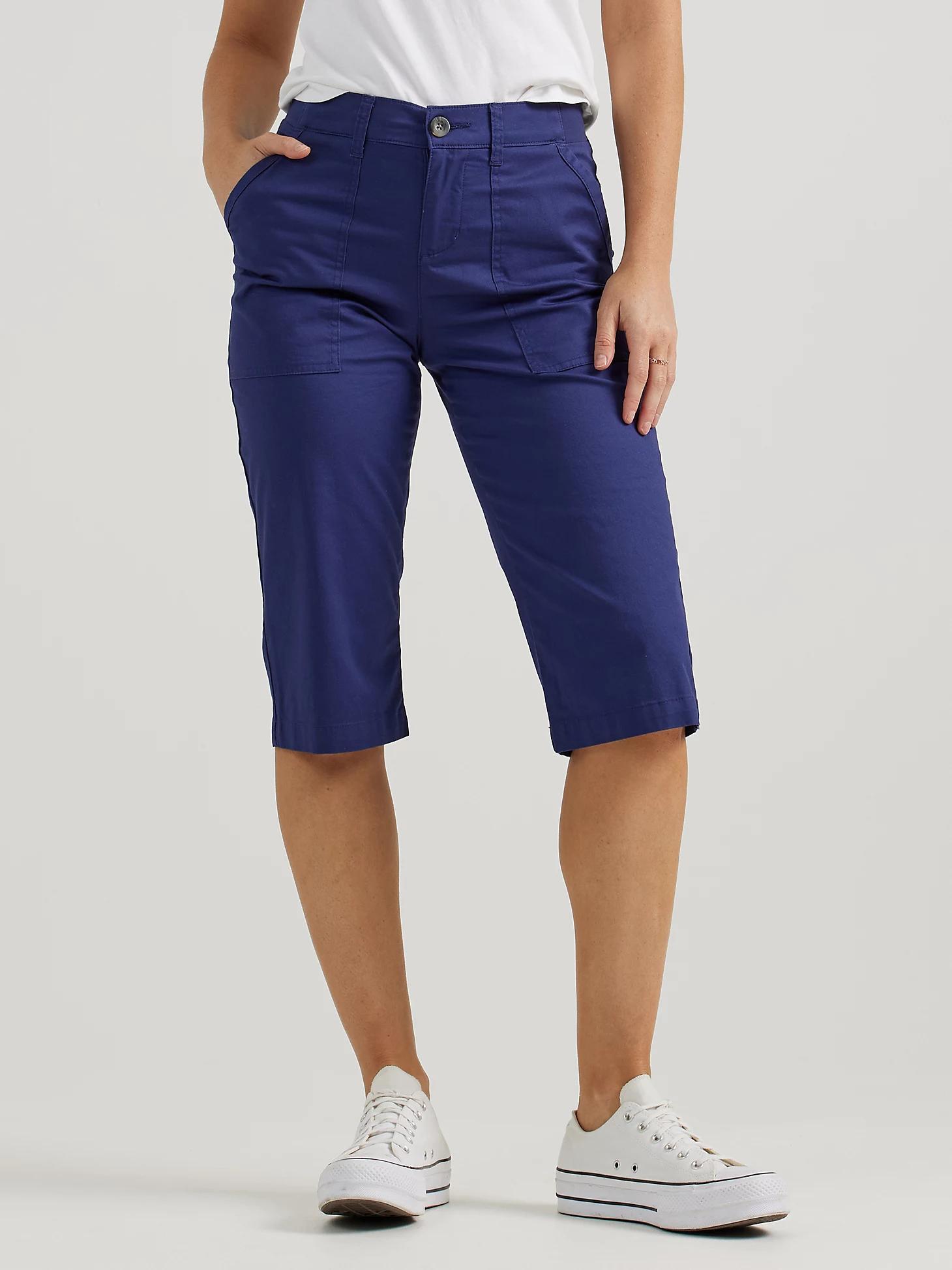 Women's Ultra Lux Comfort with Flex-to-Go Relaxed Fit Utility Skimmer | Women's Capris & Crops | Lee® Product Image