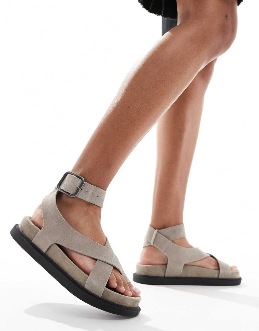 Pull&Bear suede strappy sandals with toe detail in stone Product Image