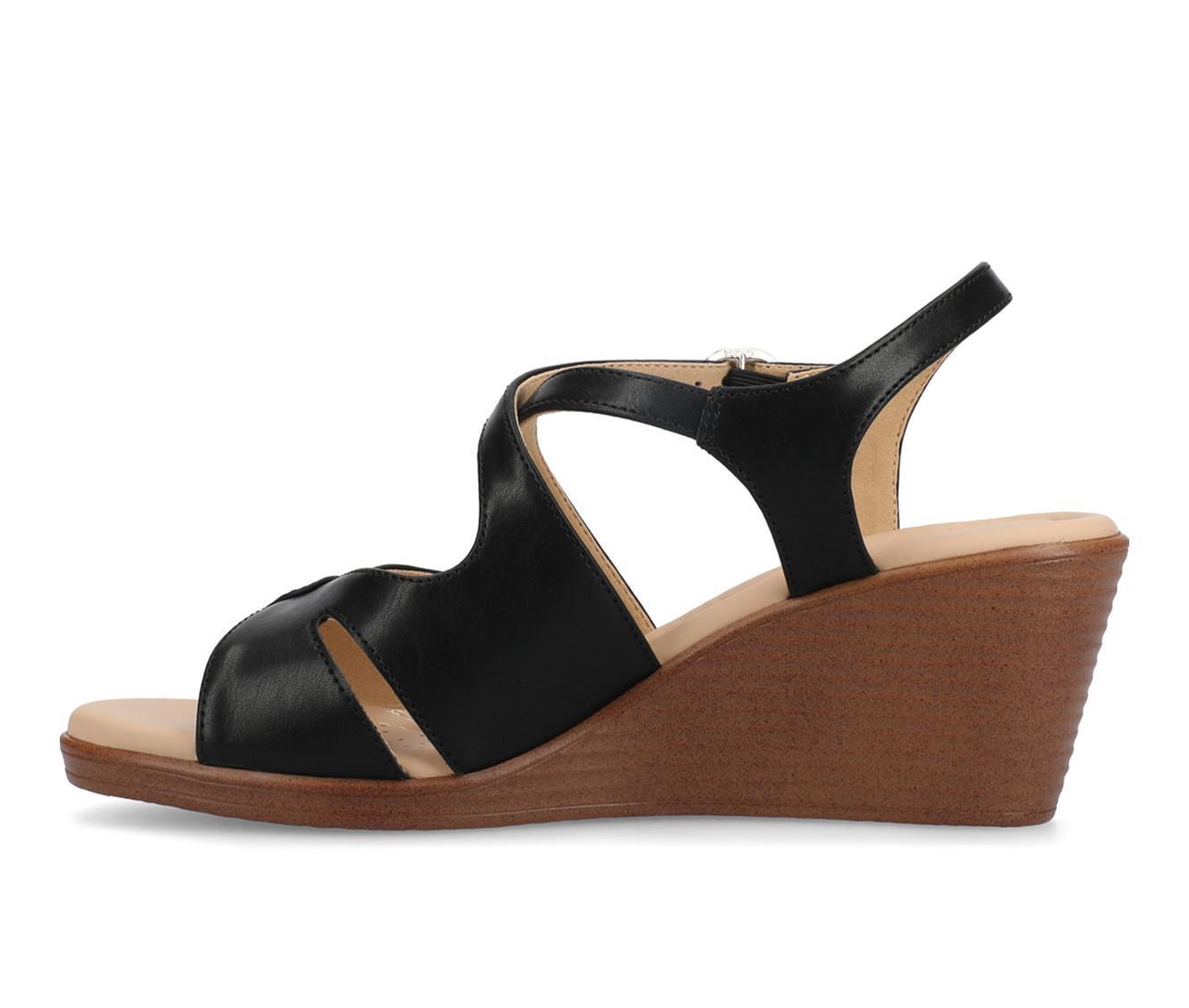 Women's Journee Collection Kedzie II Wedges Product Image