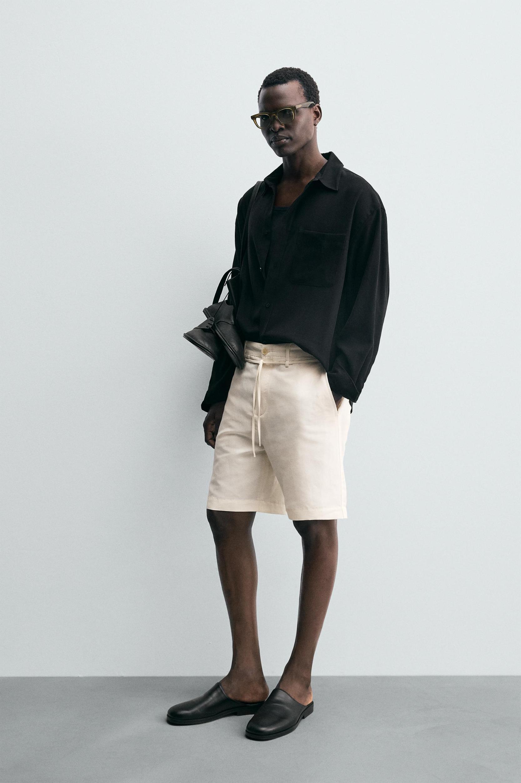 DRAWSTRING SHORTS Product Image