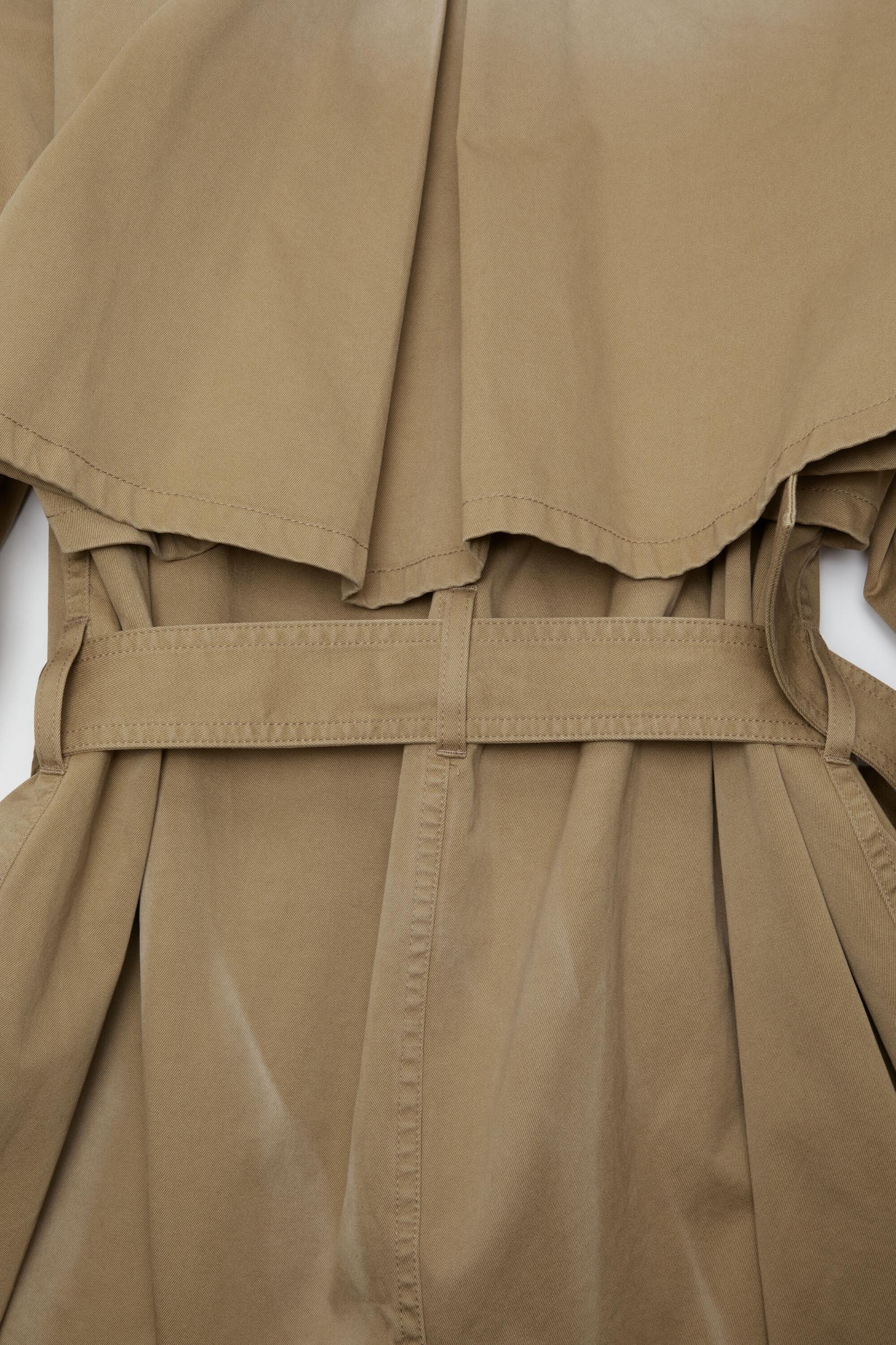 Belted coat Product Image