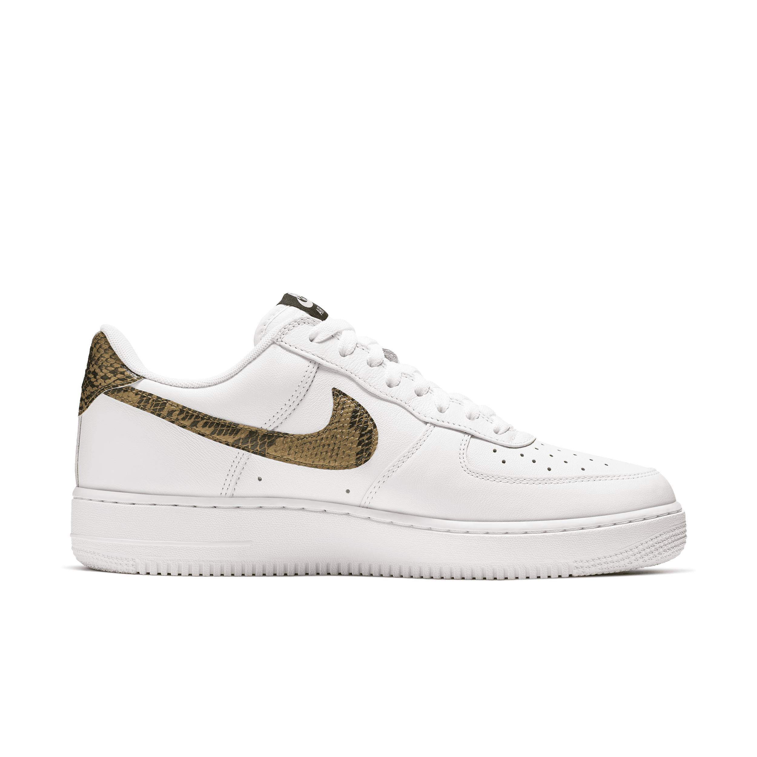 Nike Air Force 1 Low Retro Premium Men's Shoes Product Image