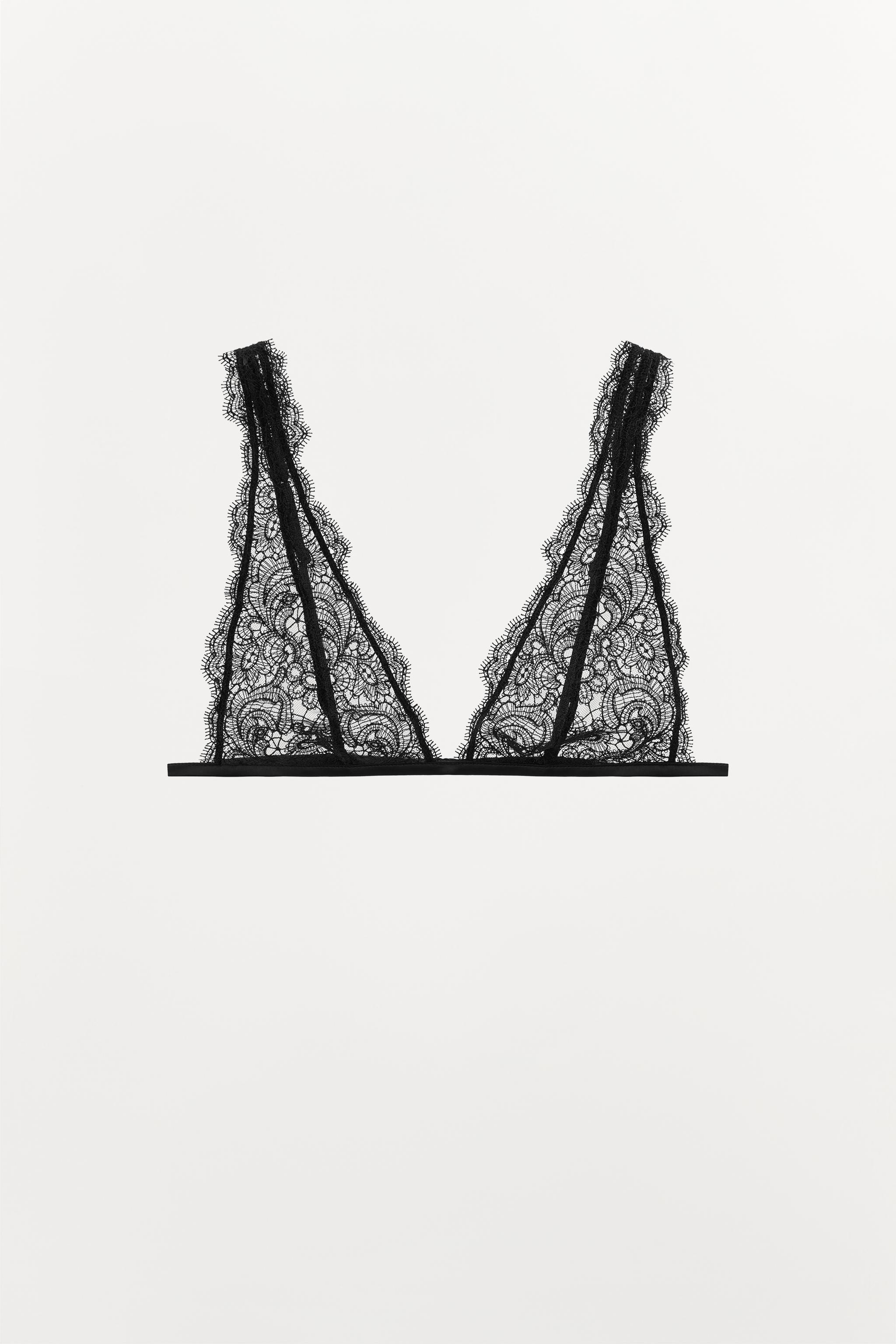 LACE TRIANGLE BRALETTE Product Image