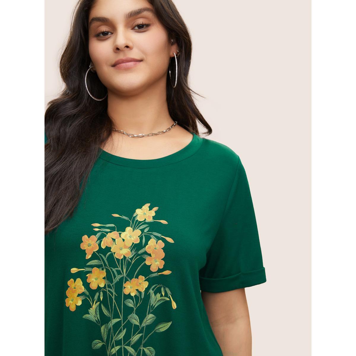 Plus Size Floral Print Cuffed Sleeve Crew Neck T-shirt DarkGreen Women Elegant Non Natural Flowers Everyday T-shirts BloomChic 12/L Product Image