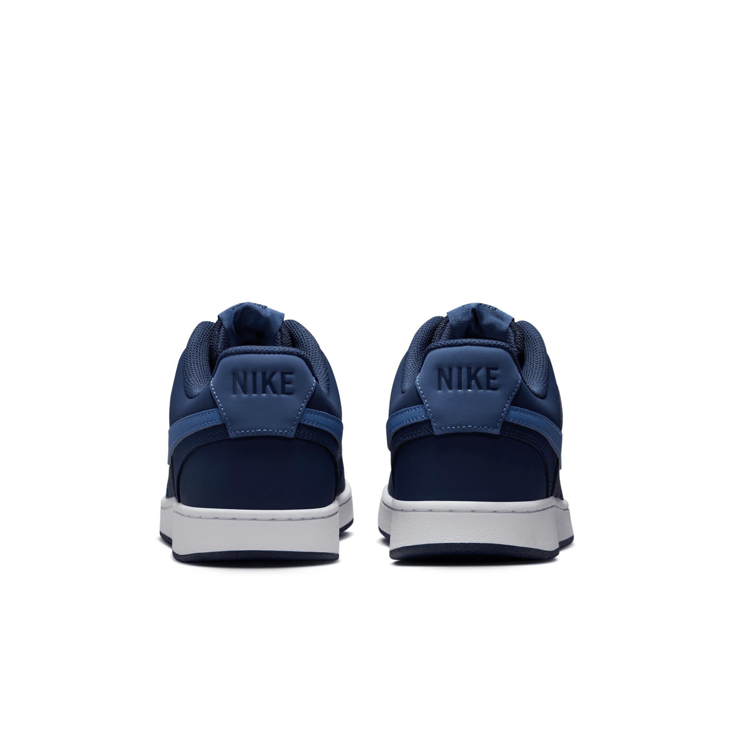 Nike Men's Court Vision Low Shoes Product Image