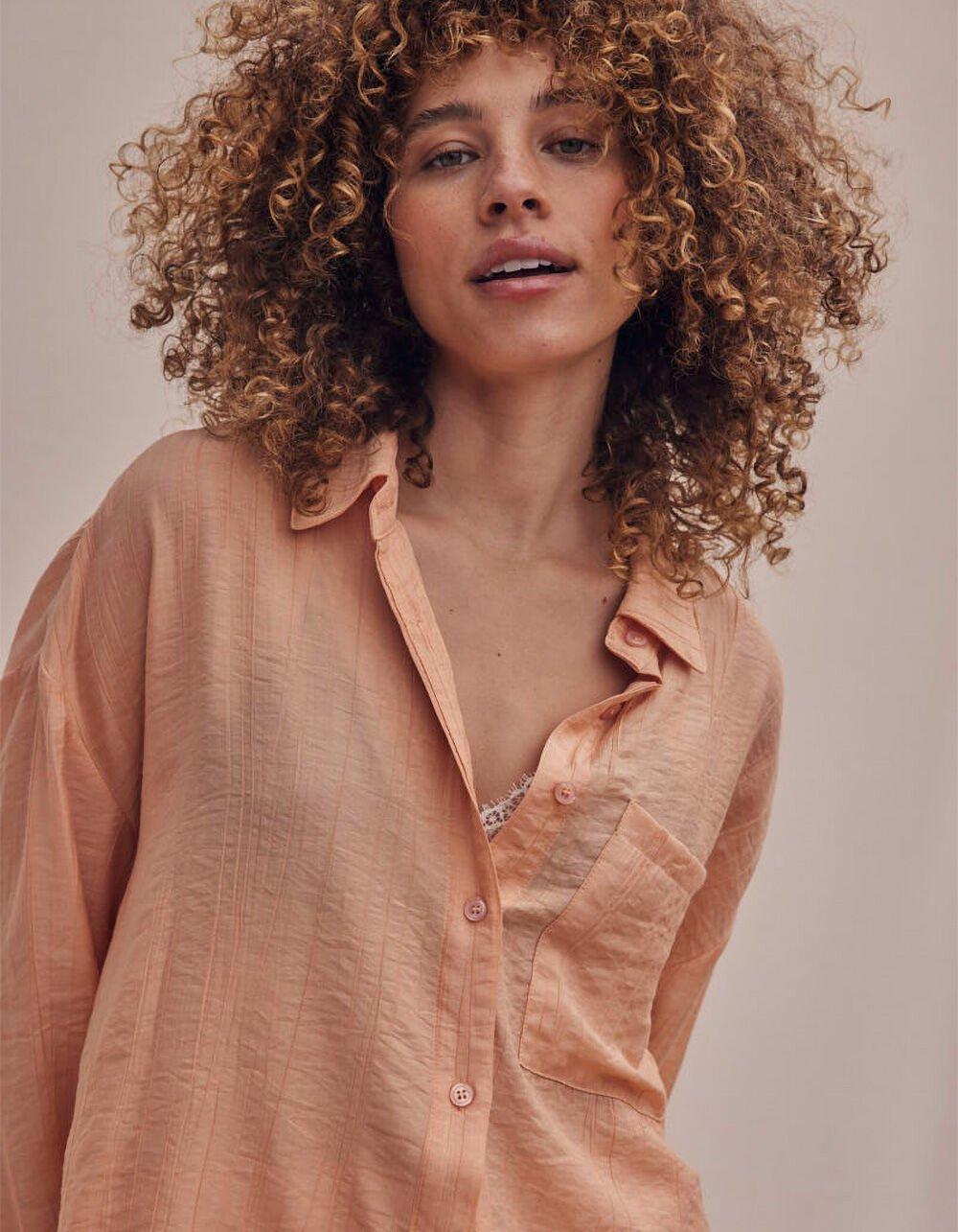 WEST OF MELROSE Textured Button Up Womens Shirt - PEACH Product Image