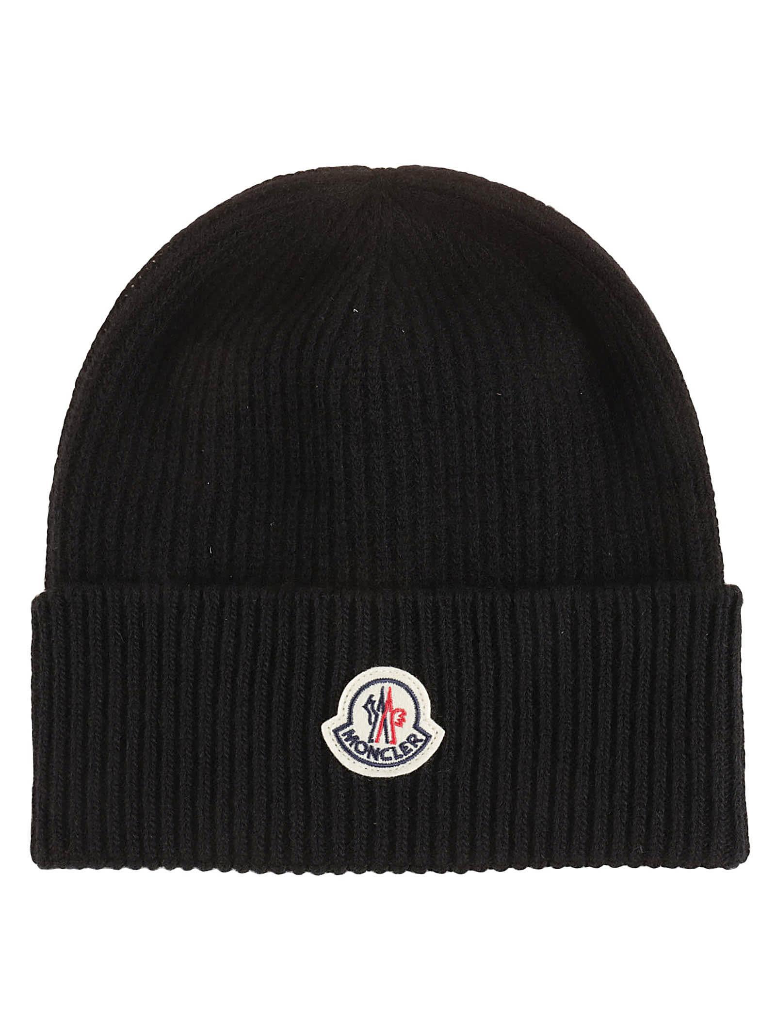 Logo Patch Knitted Beanie In Black Product Image