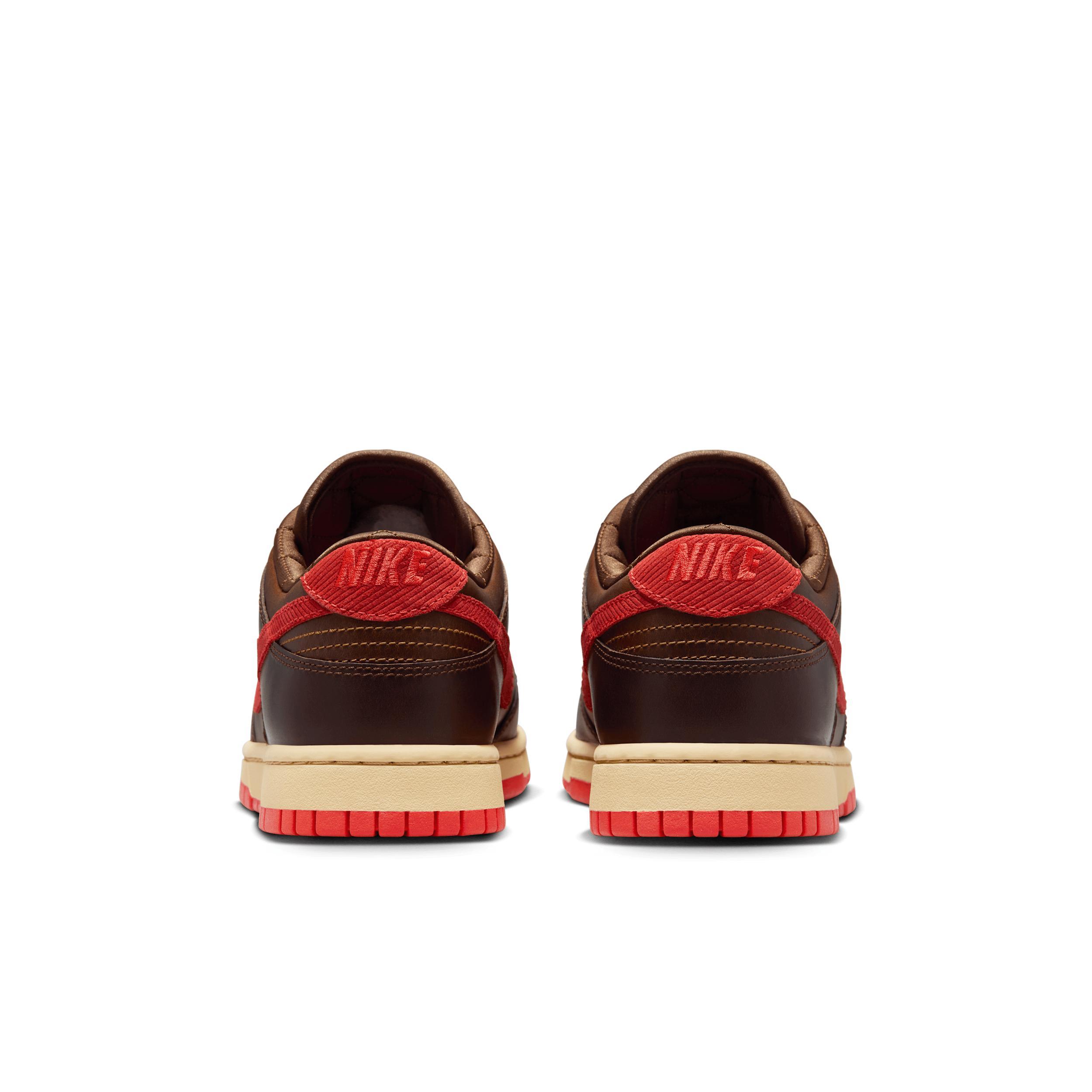 Nike Dunk Low Retro Men's Shoes Product Image