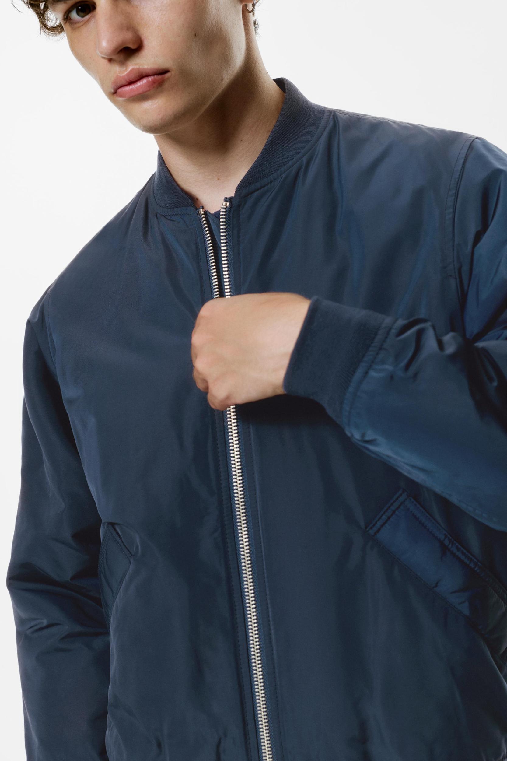 Padded bomber jacket Product Image