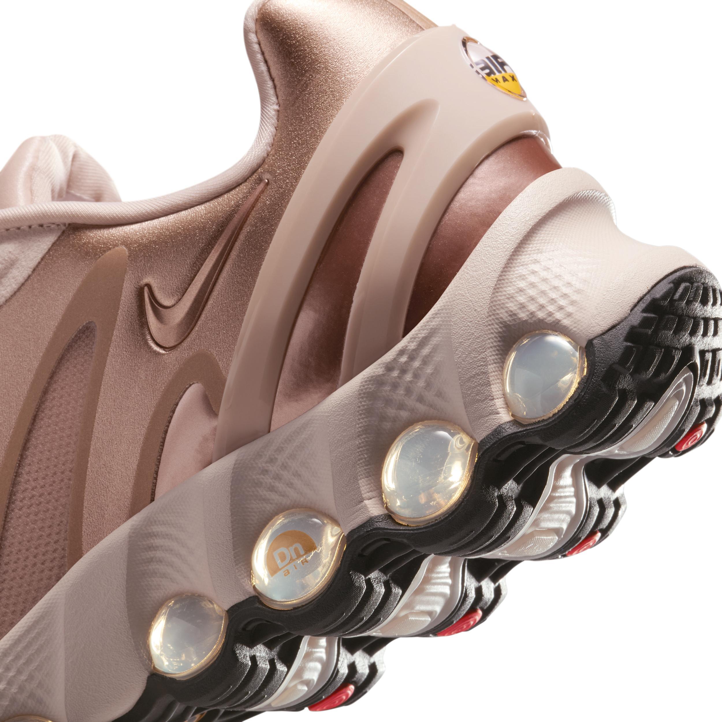 Nike Womens Air Max Dn Shoes | HF5509-900 Product Image