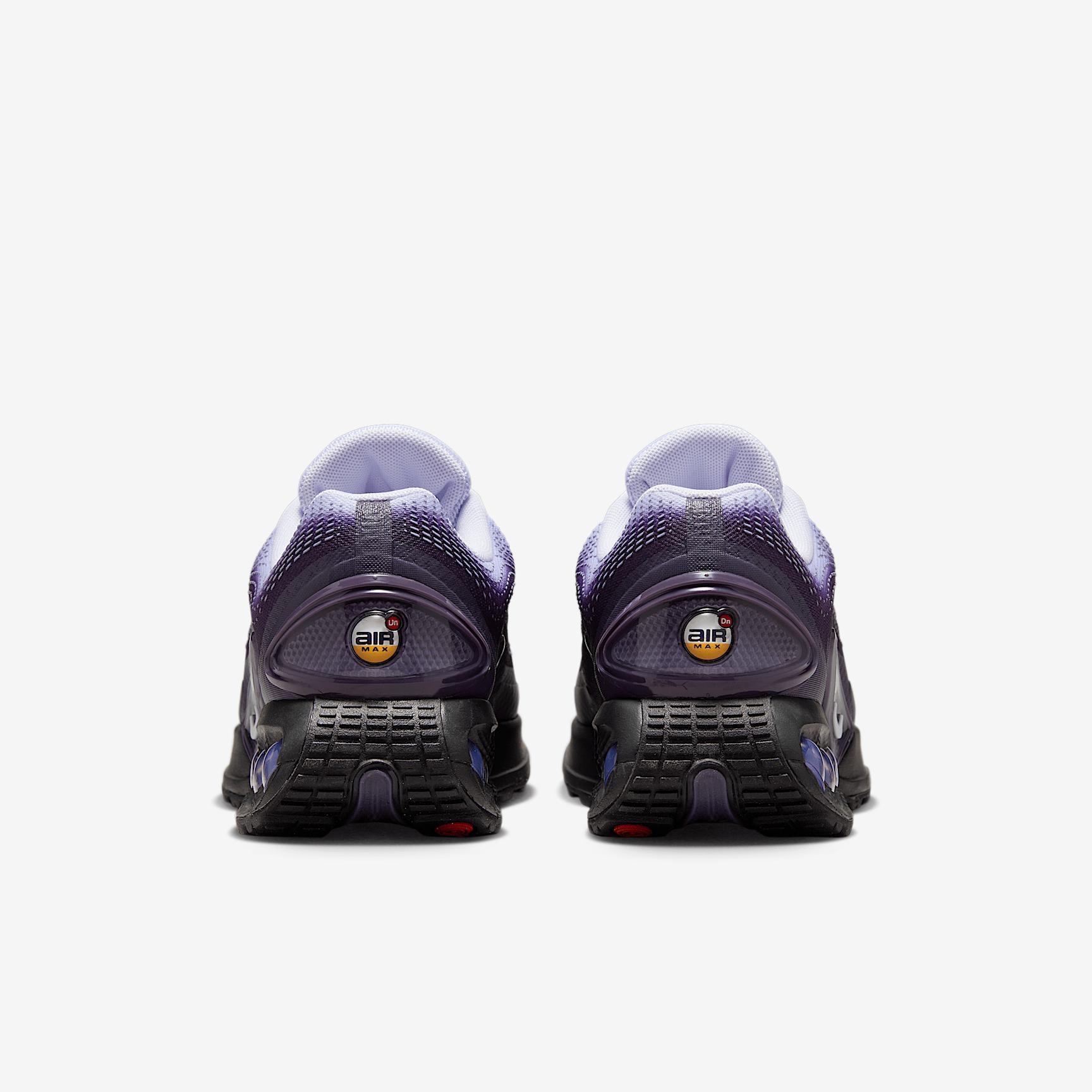 Nike Mens Air Max Dn Roam Shoes | HQ8605-003 Product Image