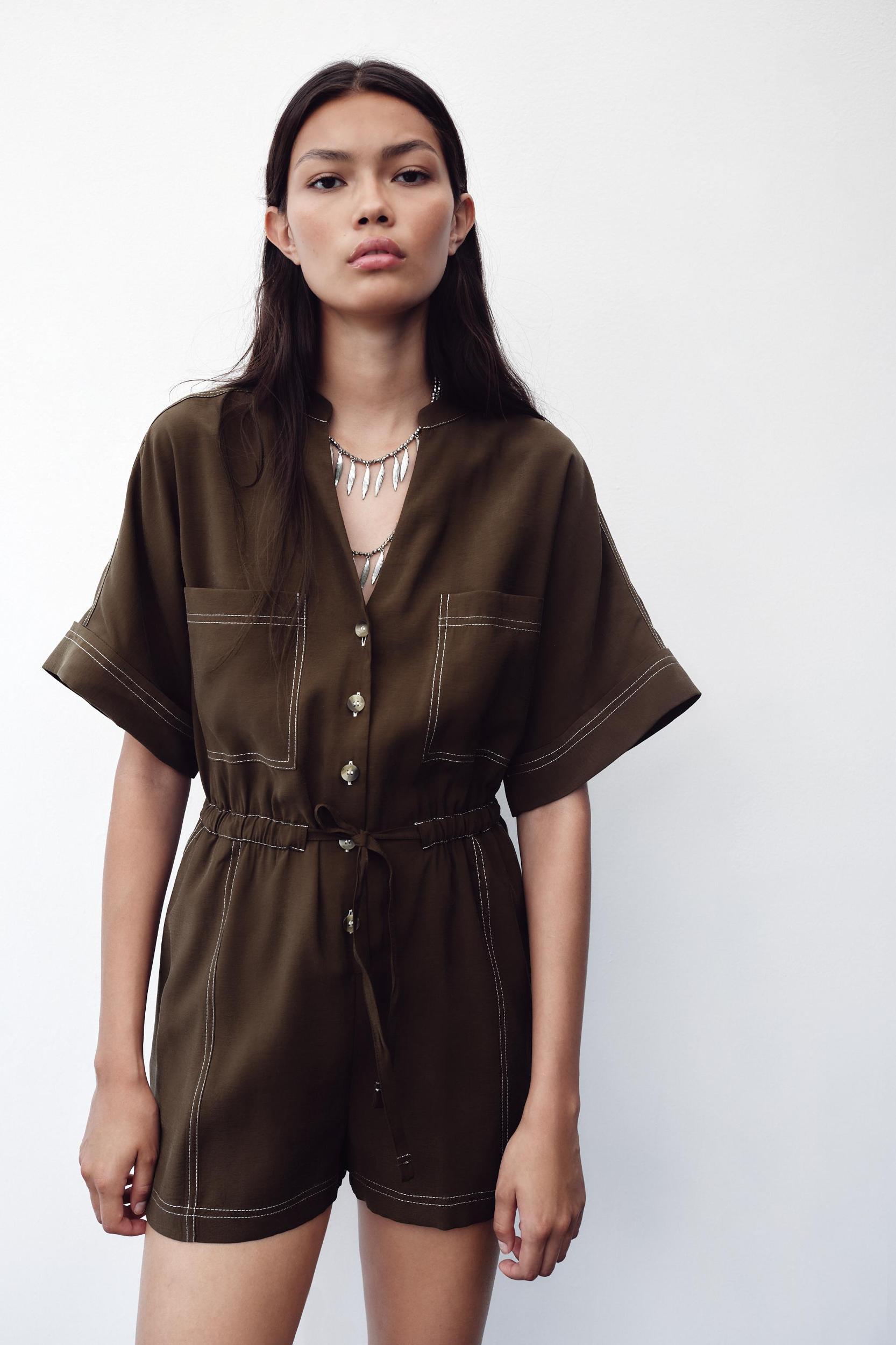 SHORT JUMPSUIT WITH TOPSTITCHING Product Image