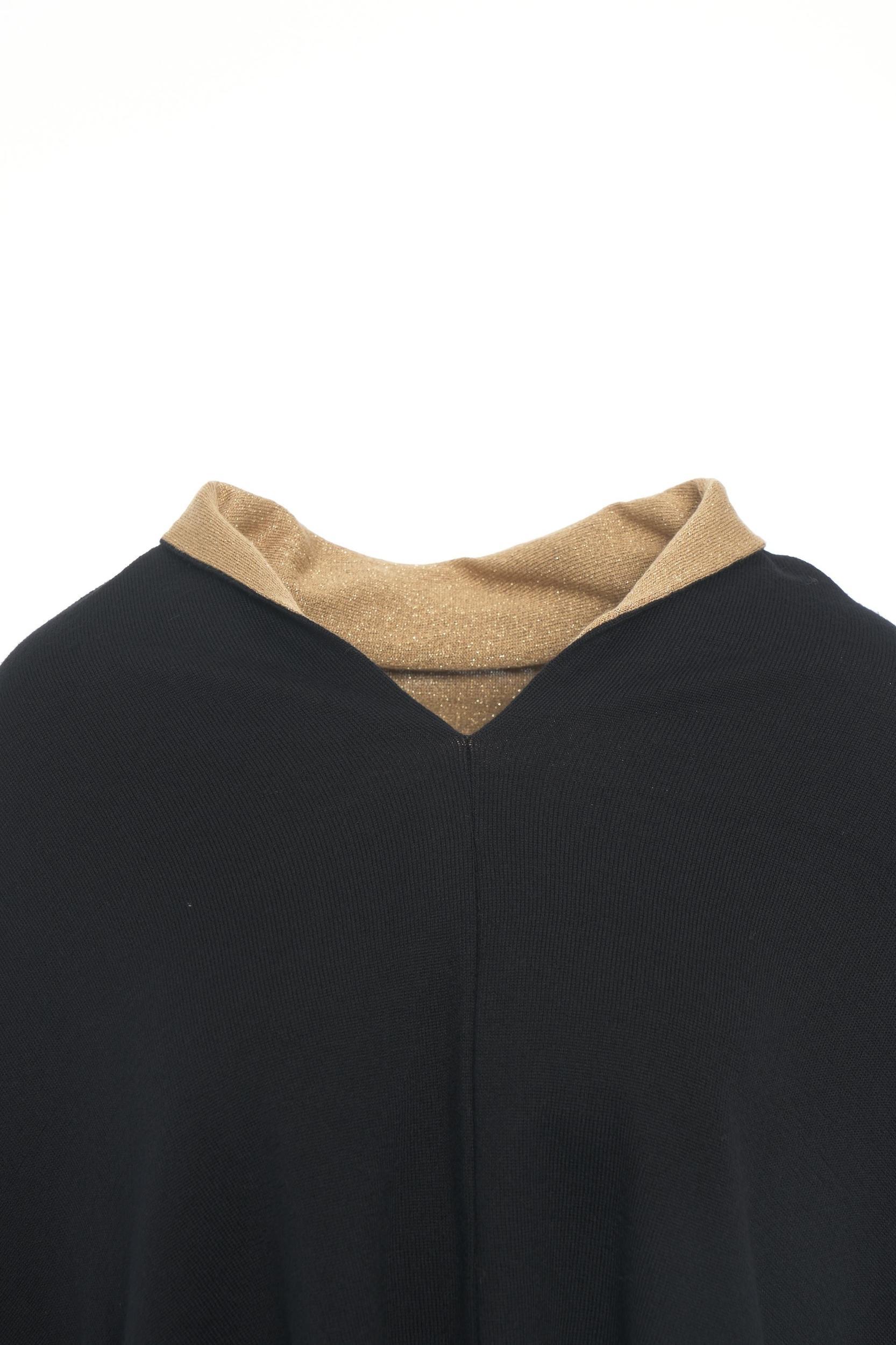 Cape with logo details Product Image
