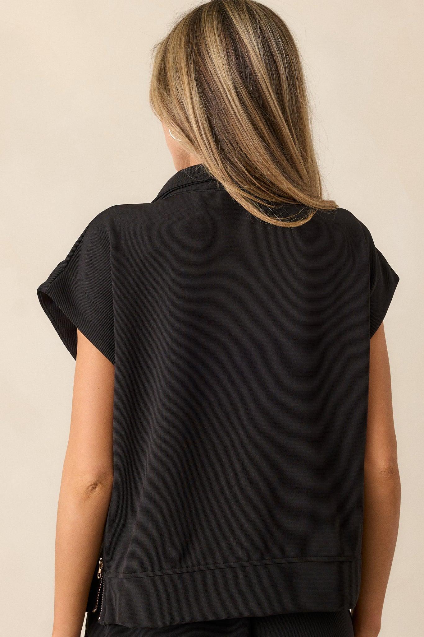 Sleek Street Black Half-Zip Short Sleeve Pullover Product Image