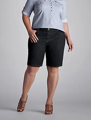 Women’s Relaxed Fit Kathy Bermuda (Plus) | Women's Shorts | Lee® Product Image