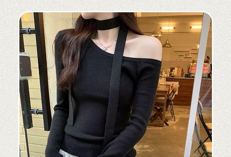 One-Shoulder Plain Sweater Product Image