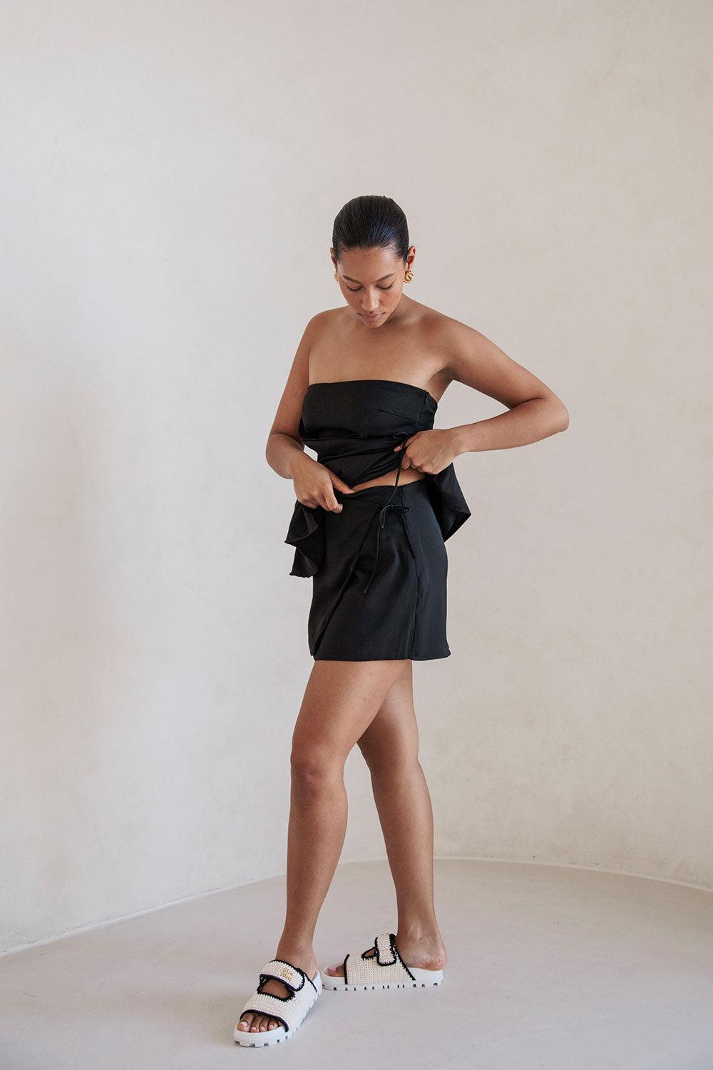 Kleo Top - Black Product Image