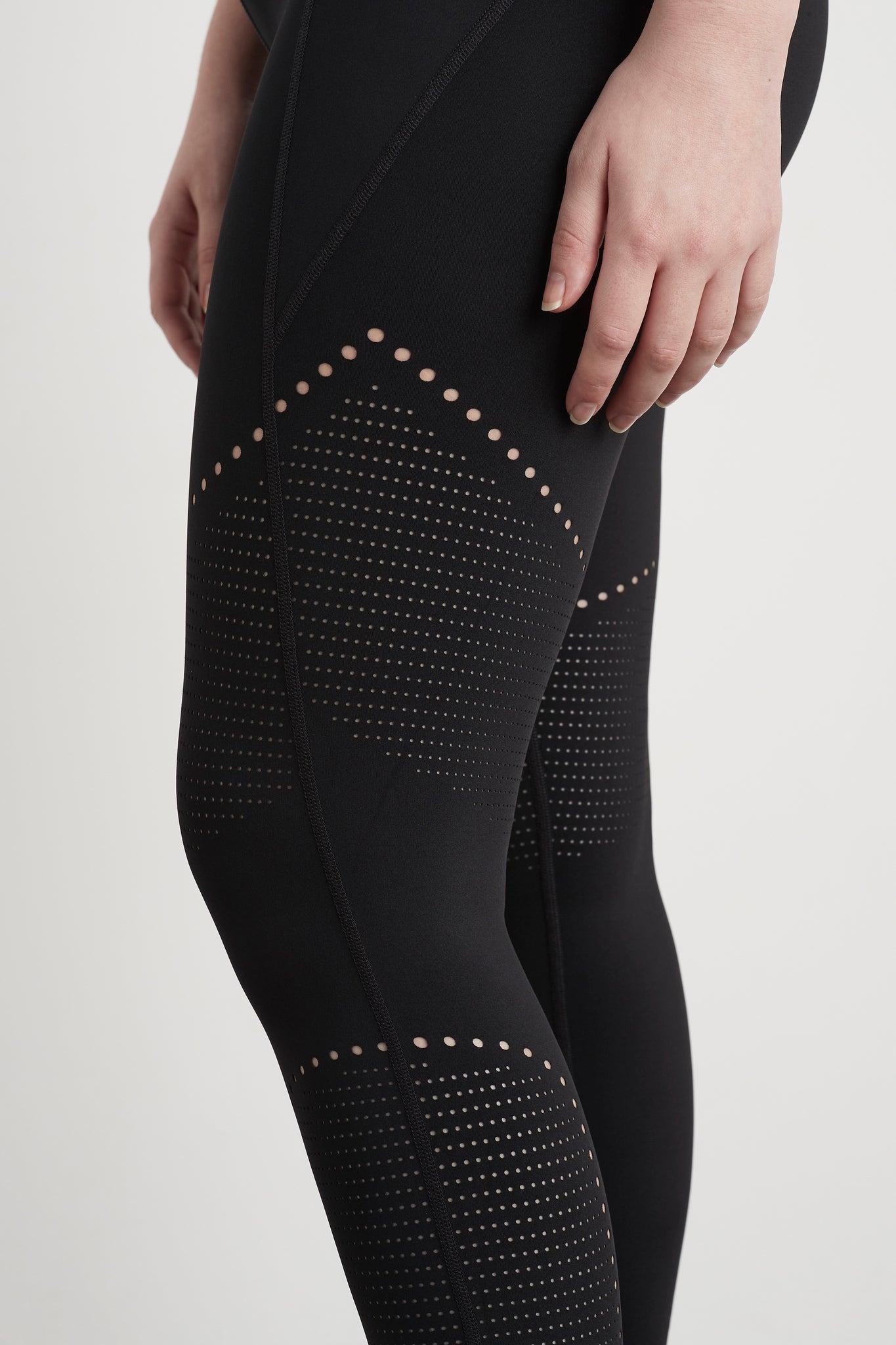 High Rise Perforated 7/8 Legging 227 Product Image