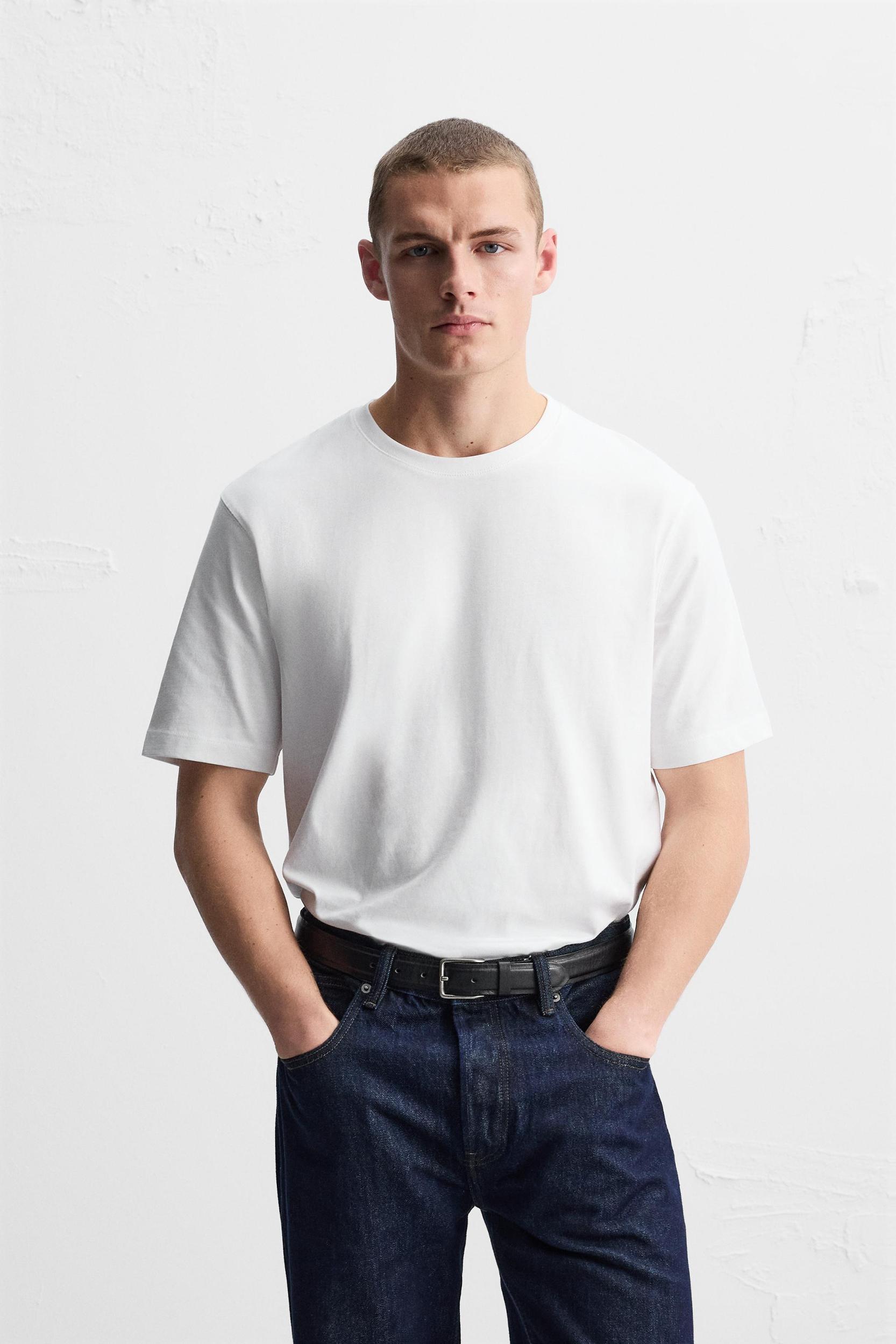 BASIC MEDIUM WEIGHT T-SHIRT Product Image
