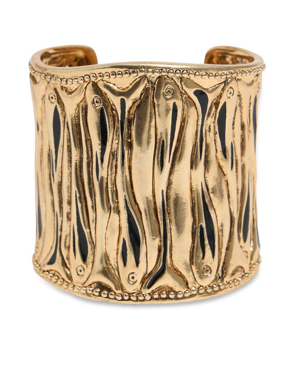 texture-finish cuff bracelet  Product Image