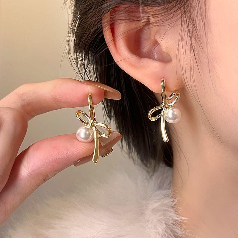 Bow Faux Pearl Drop Earring Product Image