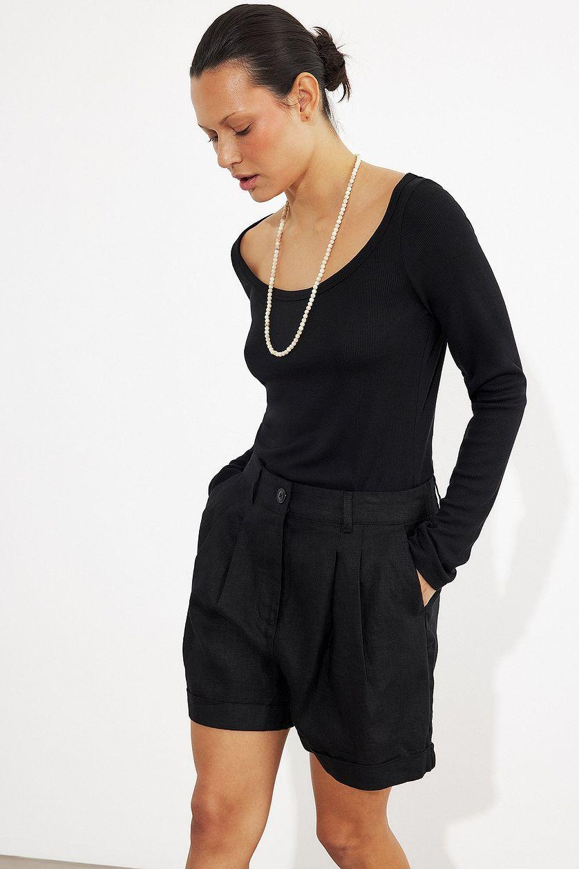 Linen Folded Shorts Product Image