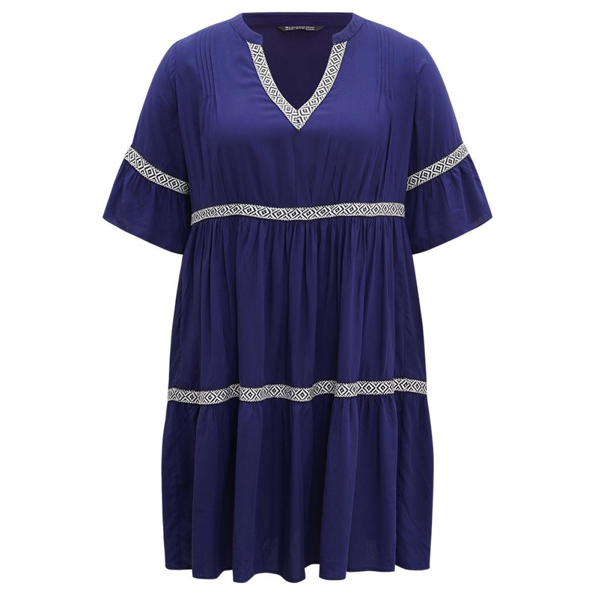 Plus Size Geometric Trim Notched Bell Sleeve Dress DarkBlue Women Vacation Pleated Notched collar Half Sleeve Curvy Midi Dress BloomChic 14-16/1X Product Image