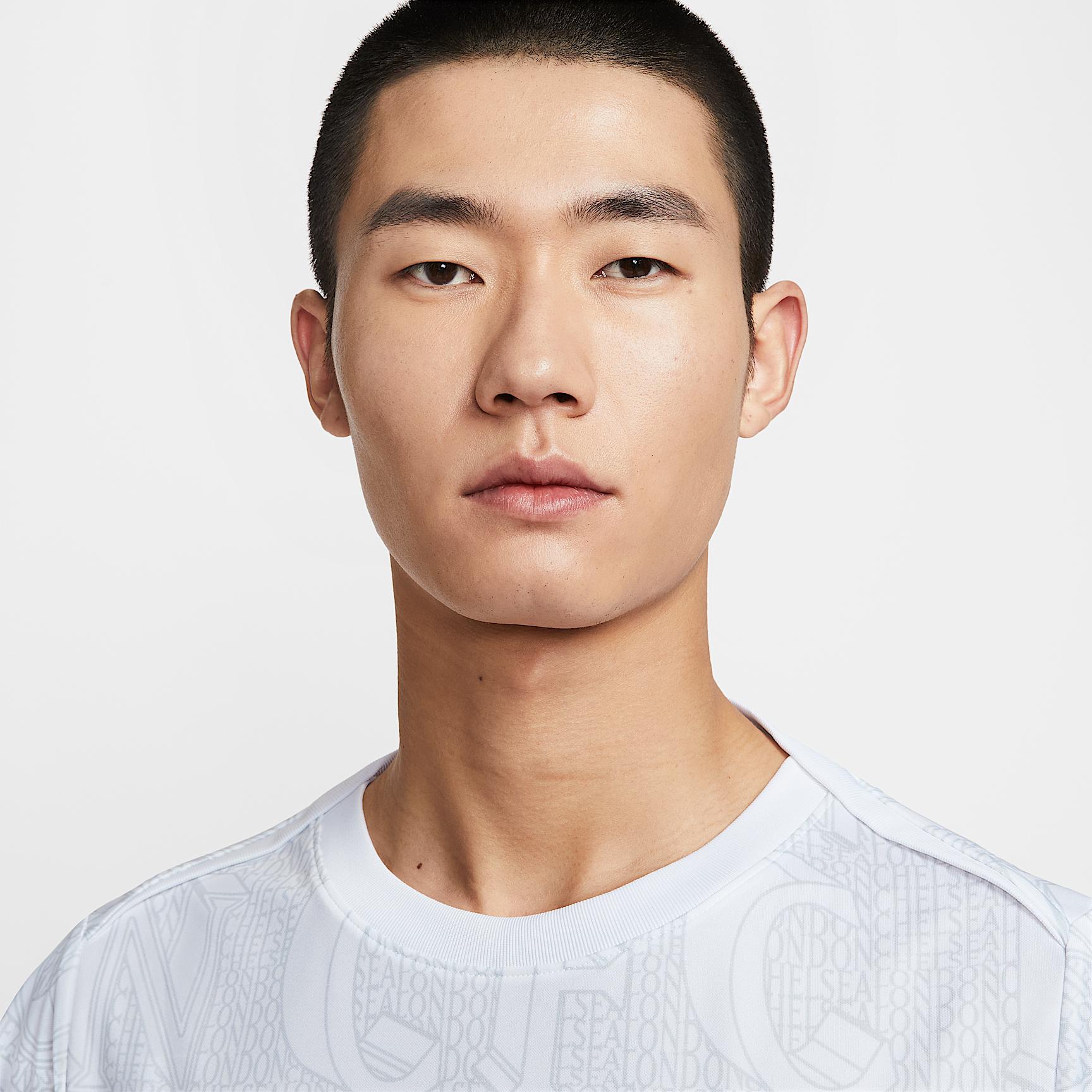 Chelsea FC Academy Pro Men's Nike Dri-FIT Soccer Pre-Match Top Product Image