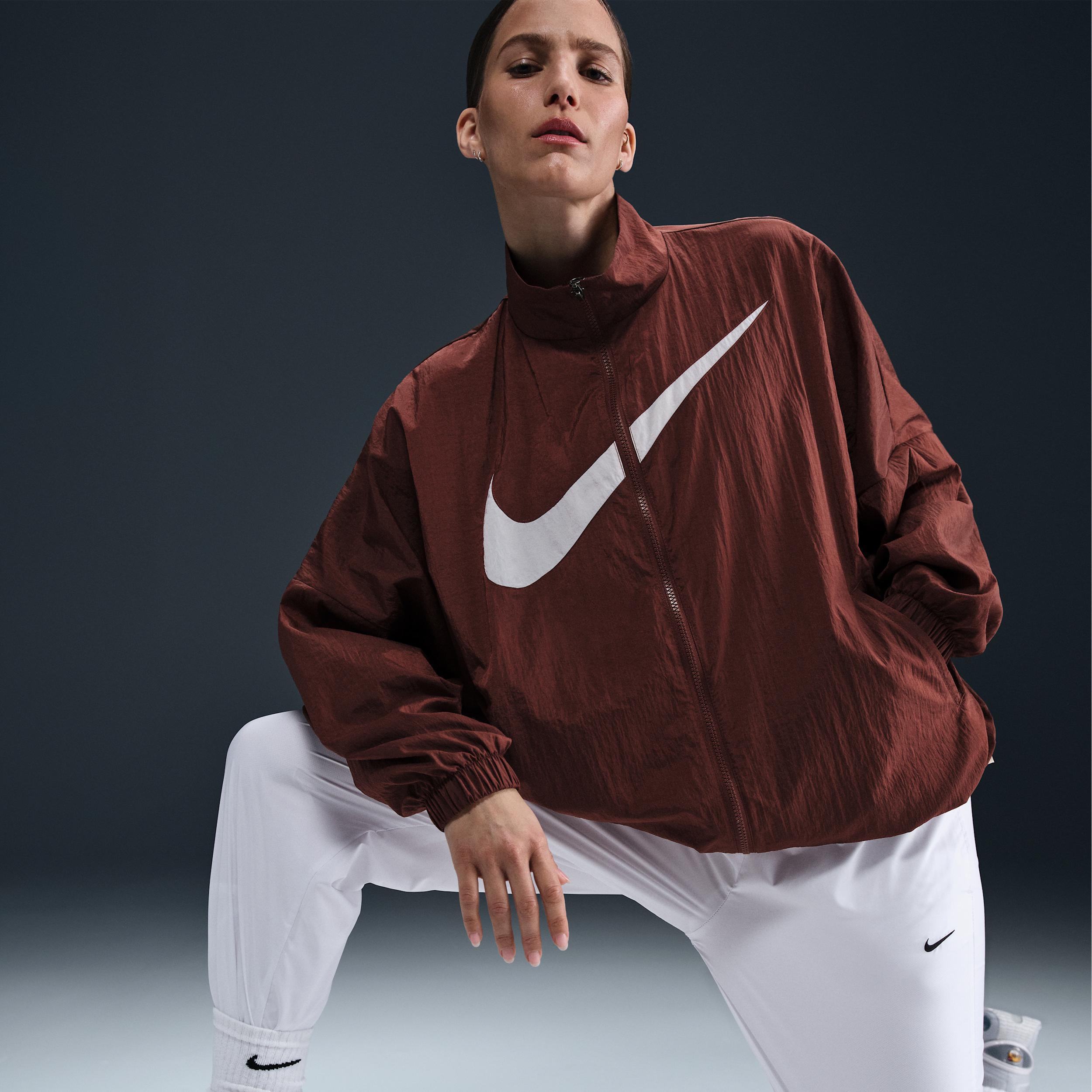 Club AmÃ©rica Essential Special Edition Nike Women's Soccer Woven Jacket Product Image