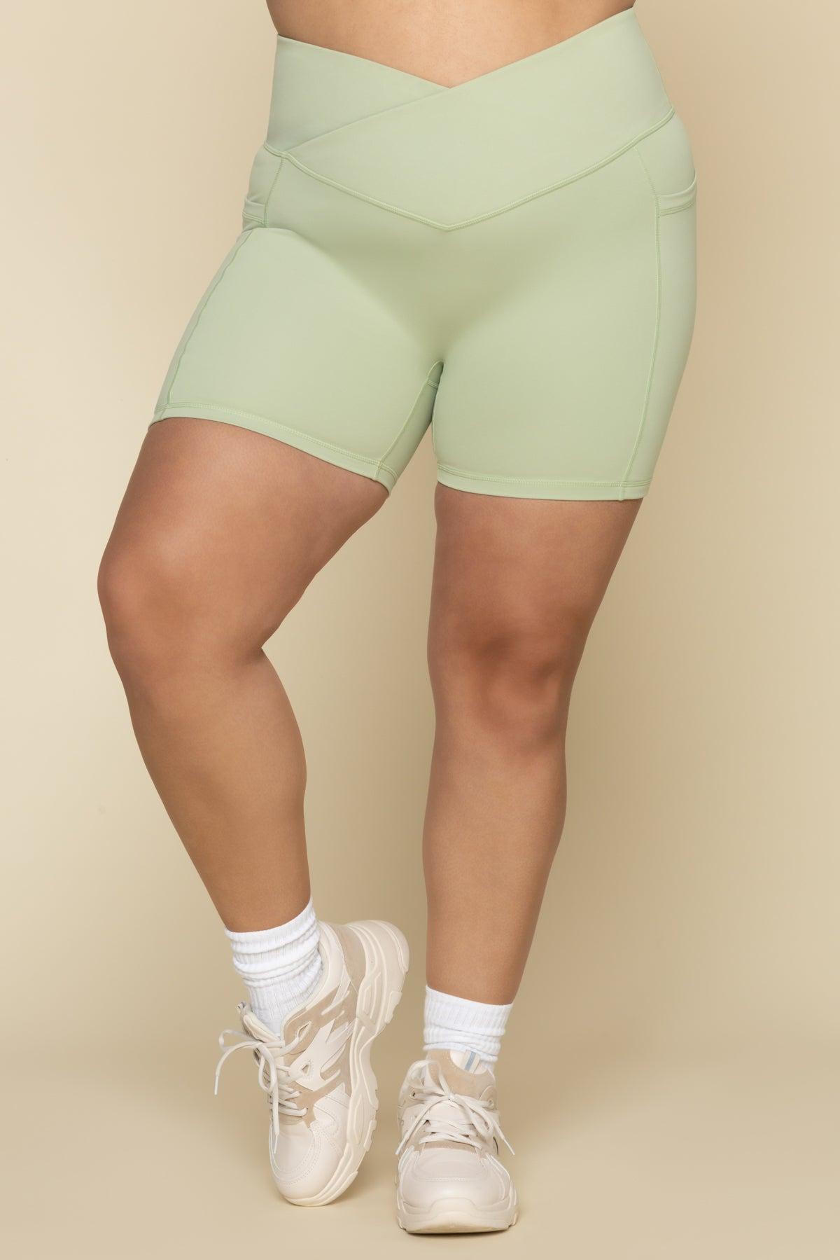 Crisscross Hourglass® Midi Short with Pockets - Pistachio Product Image