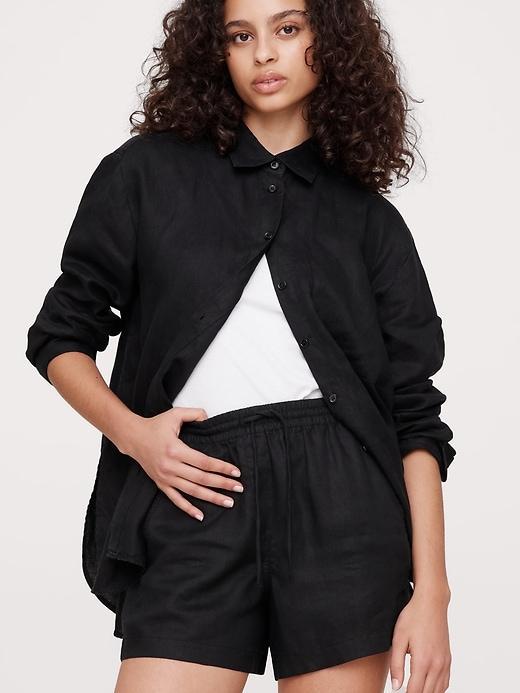 The Oversized Linen Shirt Product Image