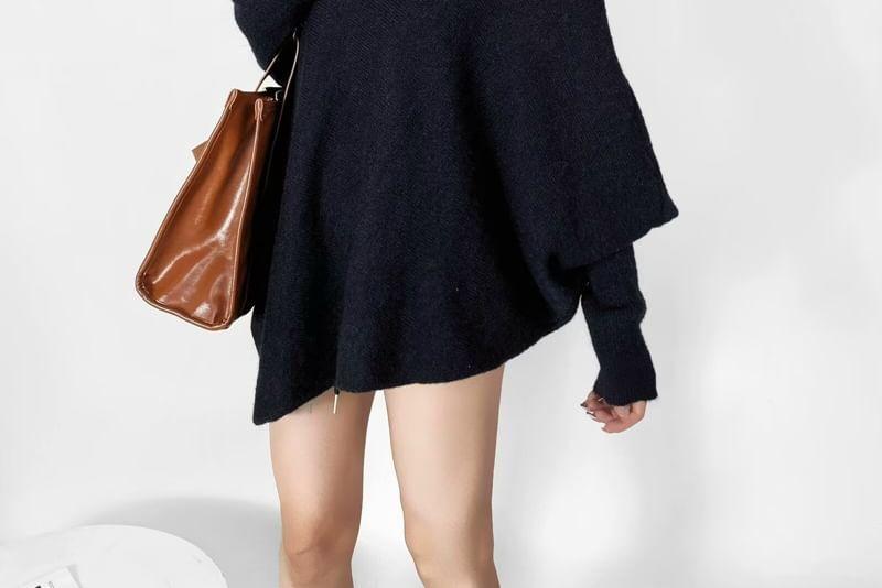 Long-Sleeve Off Shoulder Asymmetrical Plain Knit Top Product Image