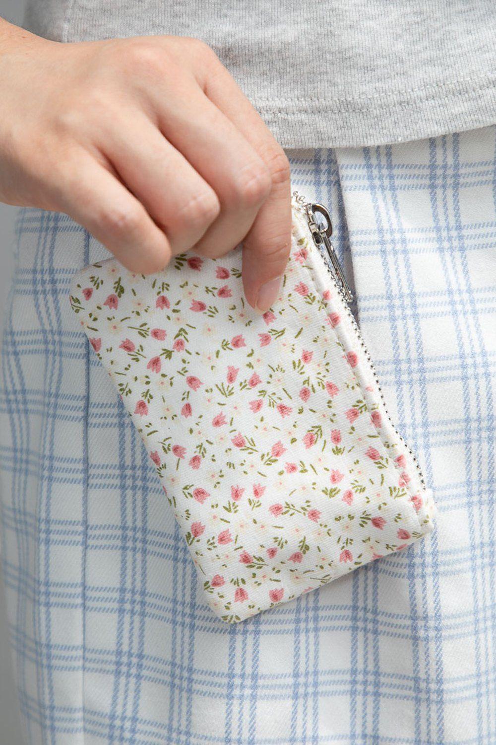 Floral Coin Purse Product Image