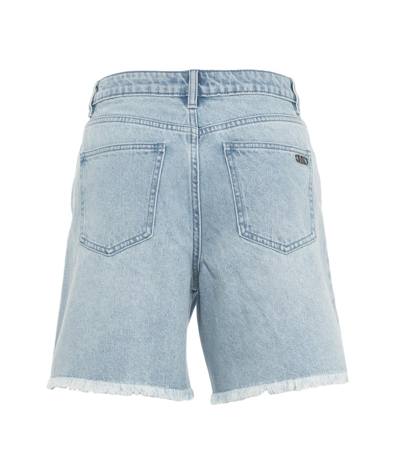 Denim shorts Product Image