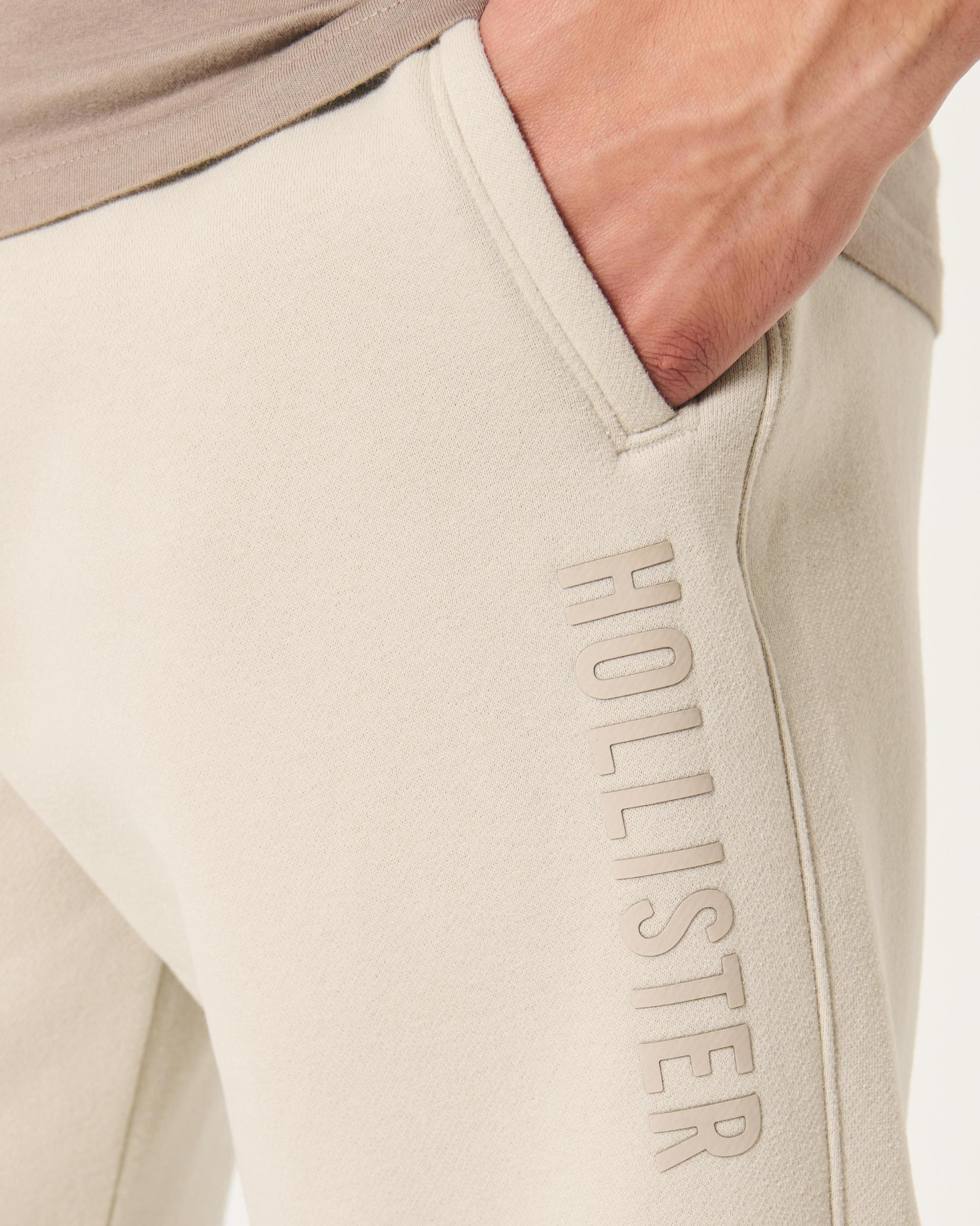 Relaxed Fleece Logo Joggers Product Image