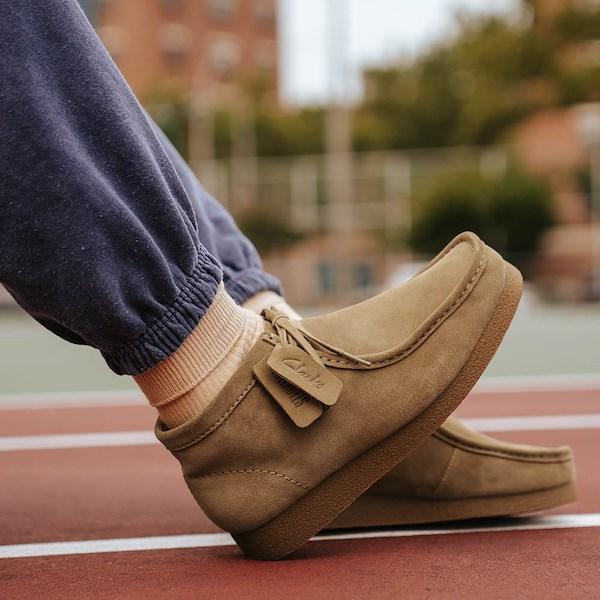 Mens Clarks Wallabee EVO Chukka Boot - Dark Product Image