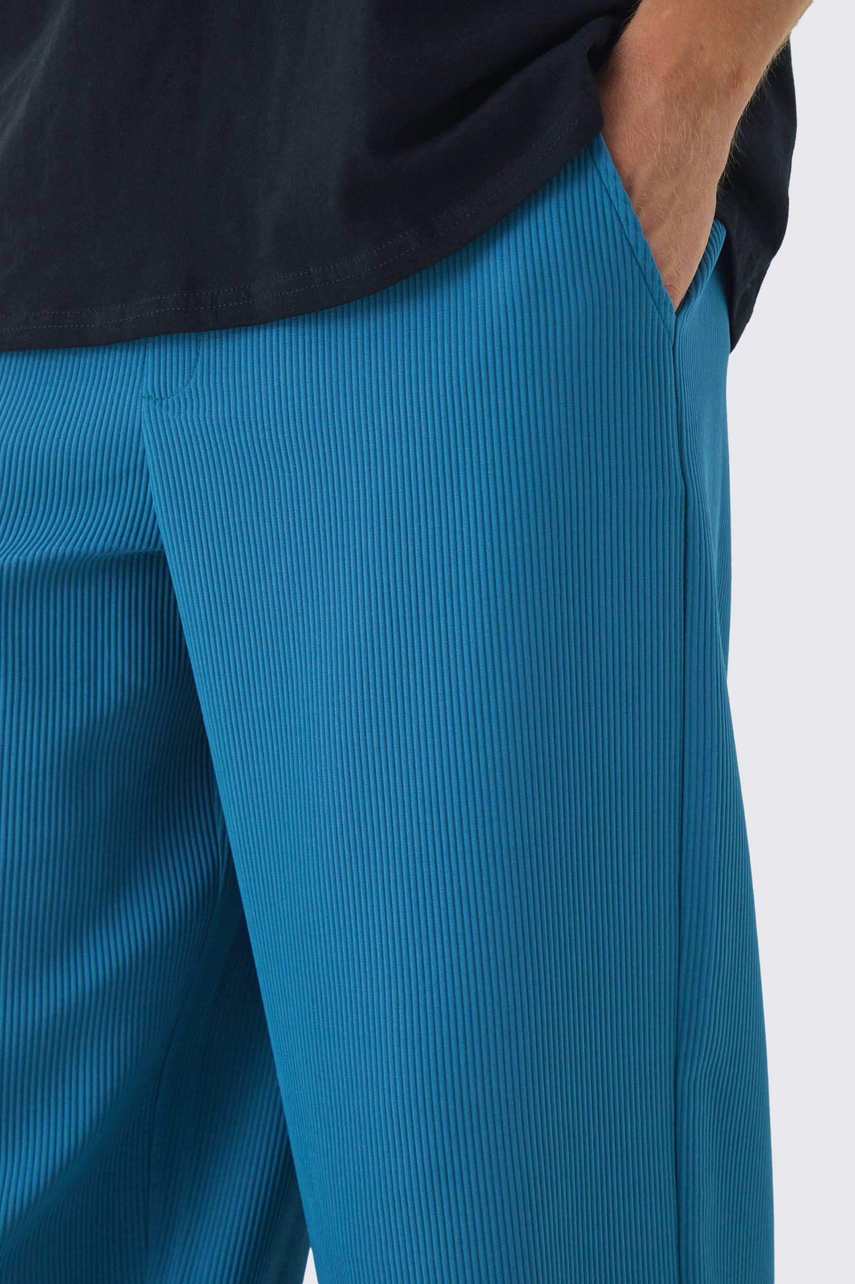 Elastic Waist Baggy Fit Contrast Drawcord Pleated Pants | boohooMAN USA Product Image