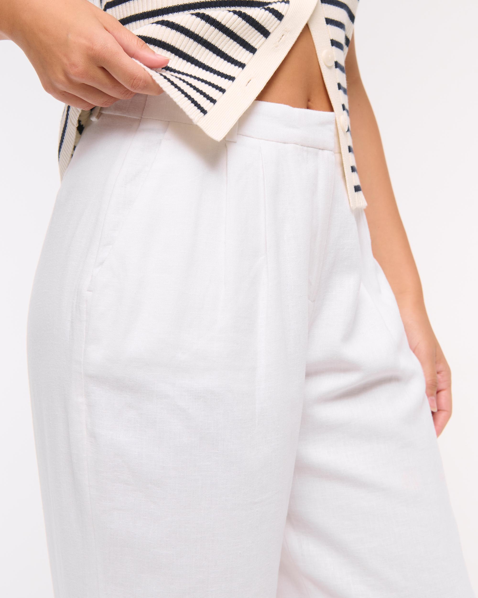 Curve Love A&F Sloane Low Rise Tailored Linen-Blend Pant Product Image