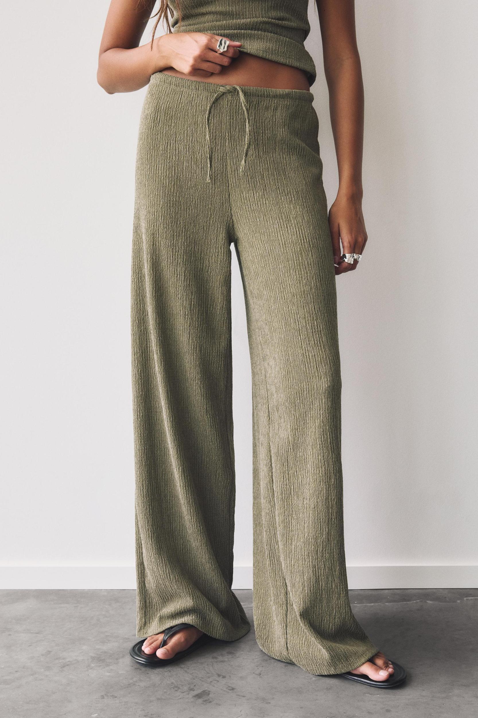 Wide-leg crepe pants Product Image
