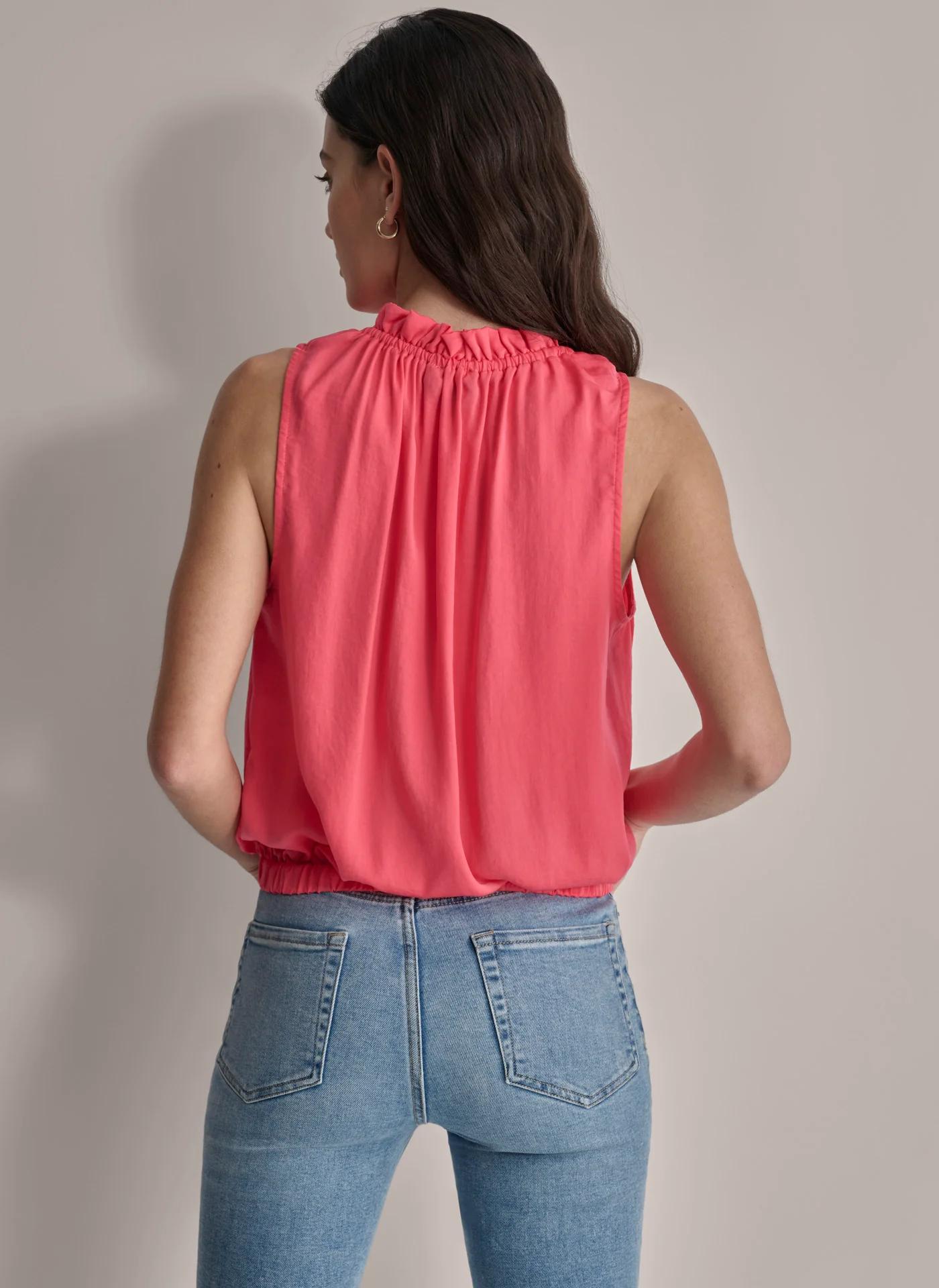 SLEEVELESS BLOUSE Product Image
