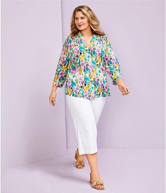 Investments Plus Size Caroline Signature Ikat Garden V-Neck 3/4 Sleeve Button Front Top Product Image