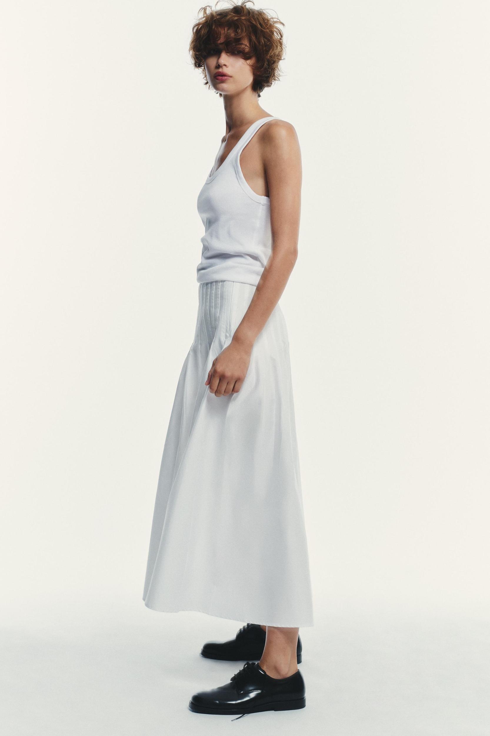 PLEATED MIDI SKIRT Product Image