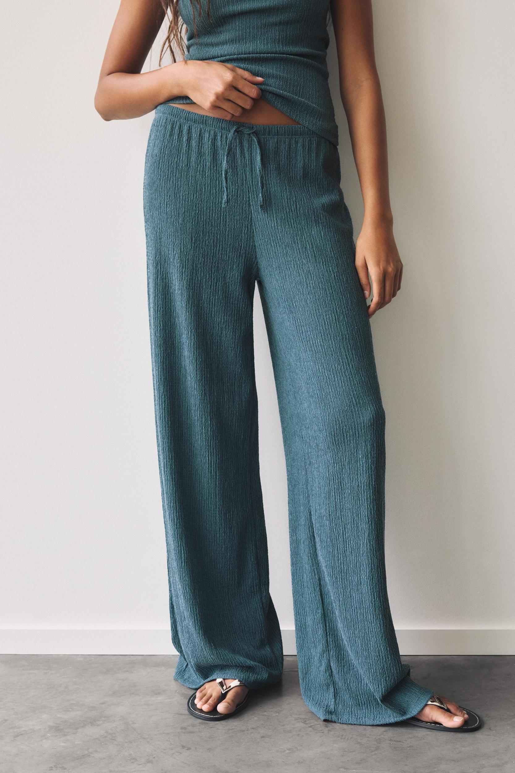 Wide-leg crepe pants Product Image
