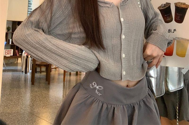 Collar Plain Cropped Cardigan Product Image