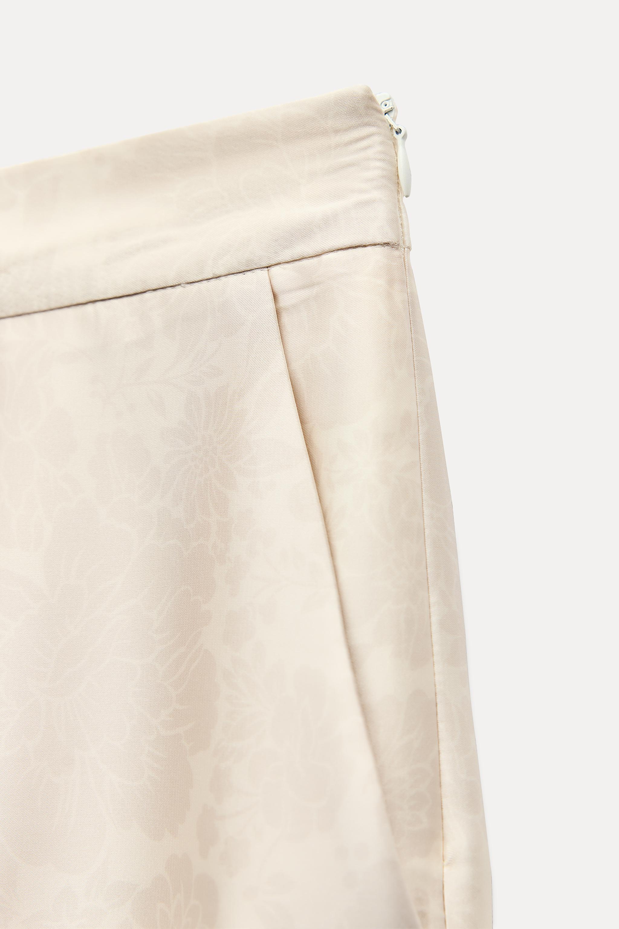 FLORAL PRINT SATIN EFFECT PANTS Product Image