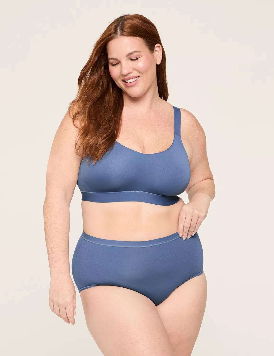 Comfort Bliss No-Wire Lightly Lined Scoop-Neck Bra Product Image
