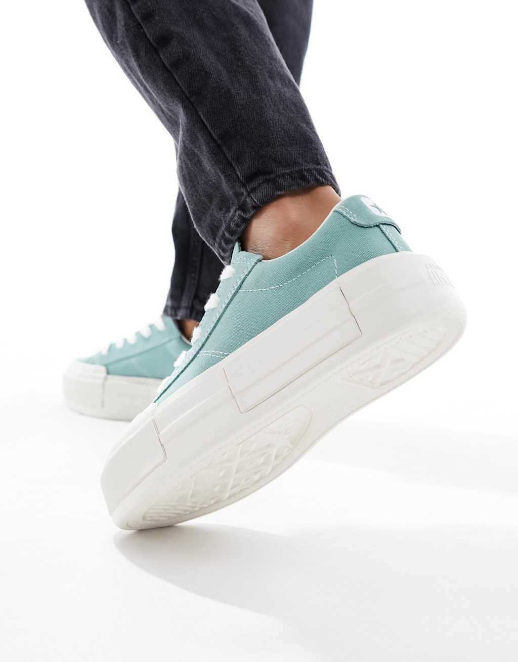 Converse Chuck Taylor All Star Cruise sneakers in sage Product Image