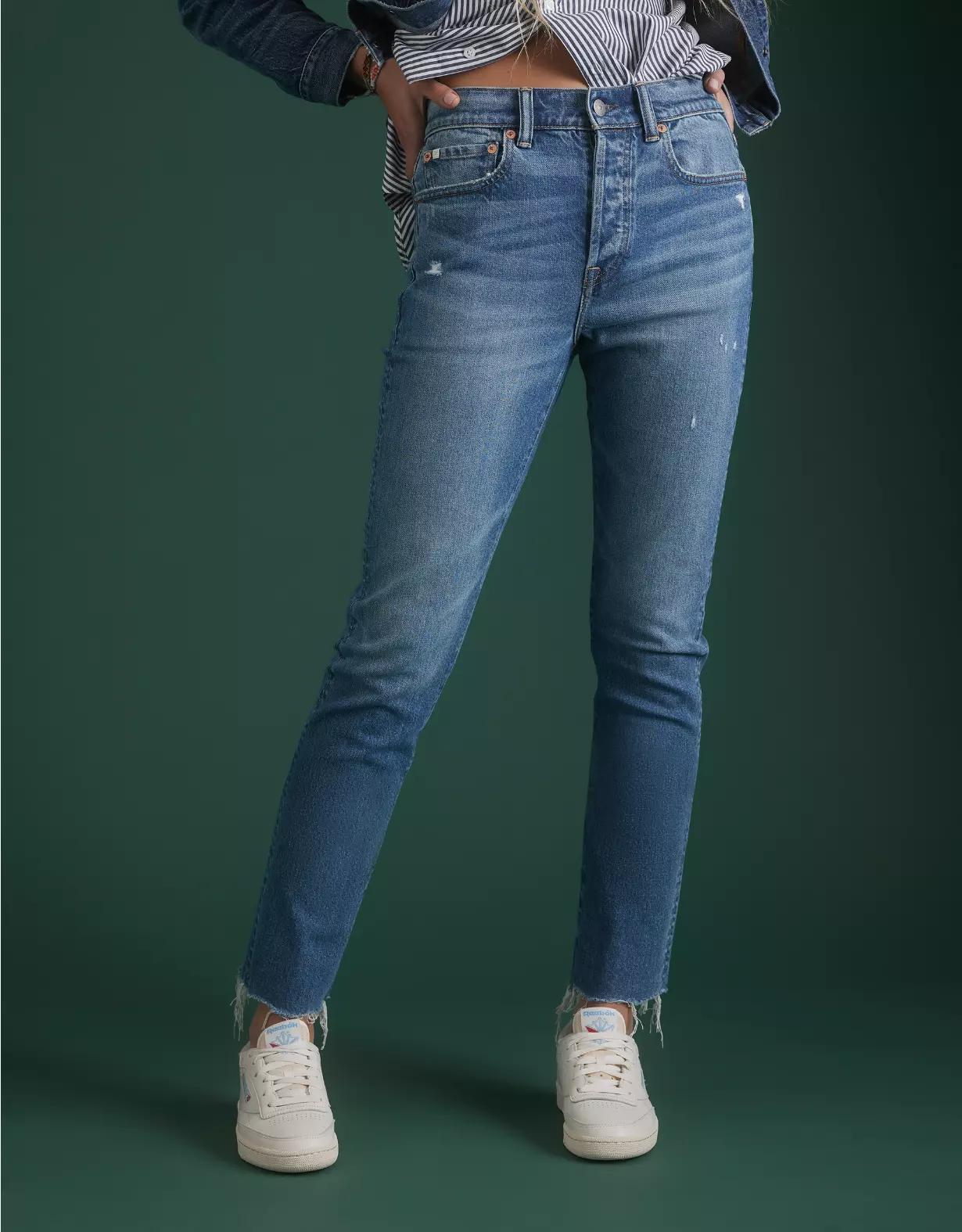 AE77 Premium Straight Crop Jean Product Image